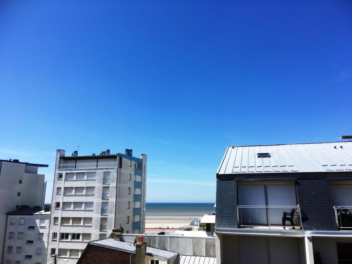 Duplex T4 Idealement Situe Entre La Place Du Marche Et Le Bord De Mer Le Touquet Exterior foto